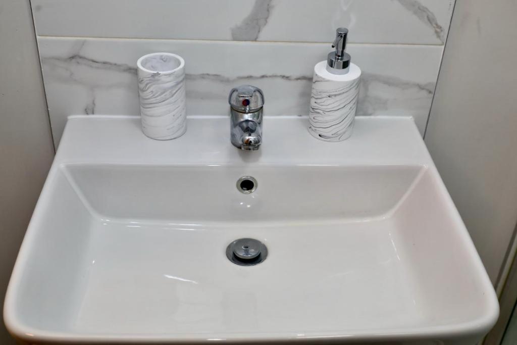 Apartment Aqua Dreams - Serviced Luxury Modern Centre 2 Bed Belfast
