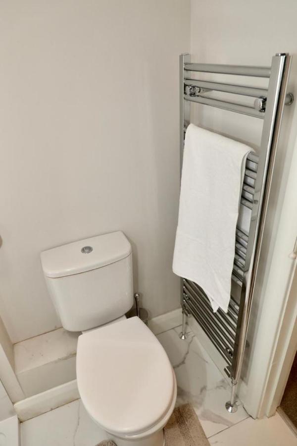 Apartment Aqua Dreams - Serviced Luxury Modern Centre 2 Bed *