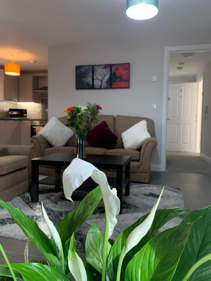 Aqua Dreams - Serviced Luxury Modern Centre 2 Bed *